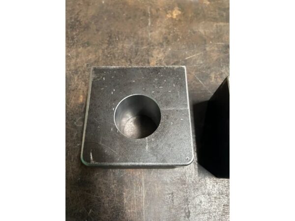 発電機用ブロック